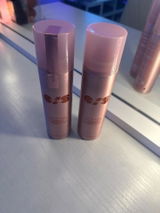 Dominique review photo