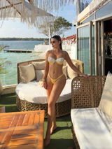 Daniela R review photo