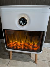 Melissa Heusdens review photo
