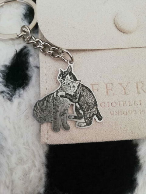 Feyral Keychain