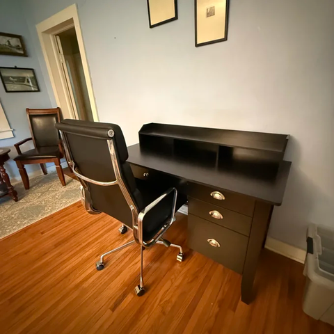 Eames Soft Pad Office Chair Replica & Dupe - Top Grain Leather