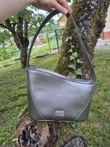 Tana review photo