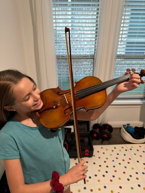 Fiddlover Intermediate Violin Retro Outfit Q007