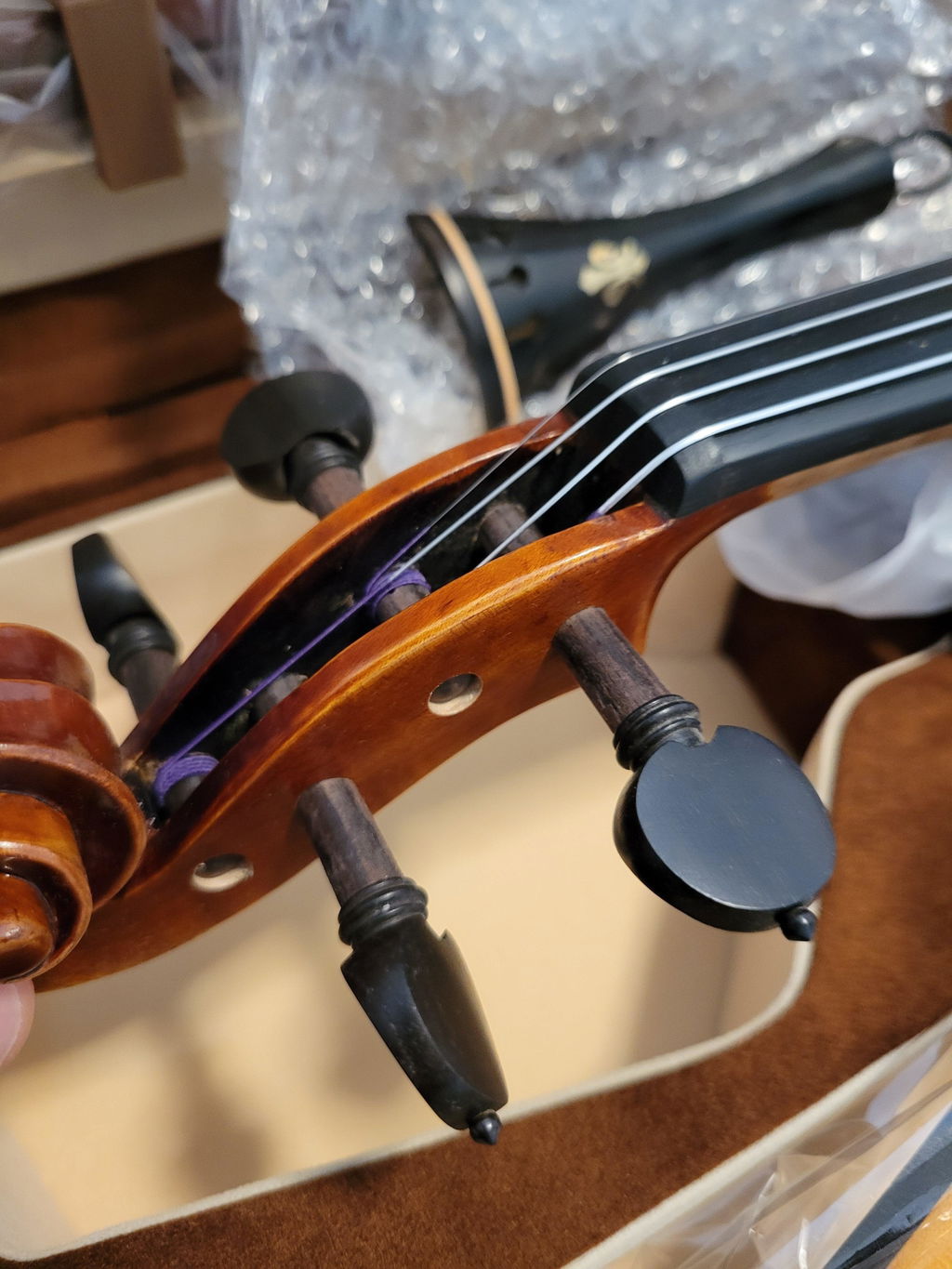 4/4 Full Size Intermediate Violin Outfit Q003 (Top-selling)