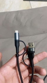 h*****n review photo
