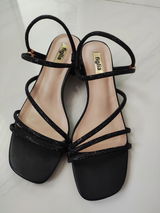 MARIBEL L. review photo