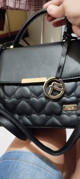 Hesper J.M. review photo