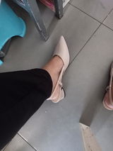 M. review photo