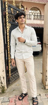 Akhilendra Nayak review photo