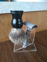 M.B. review photo