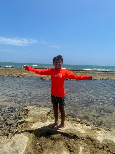 Camisa UV Verde Personalizada - De 0 a 16 Anos