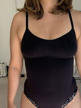 Thais Andrade review photo