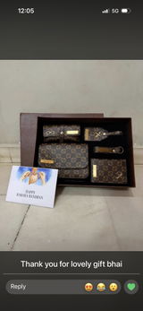 Akshay Mehta review photo