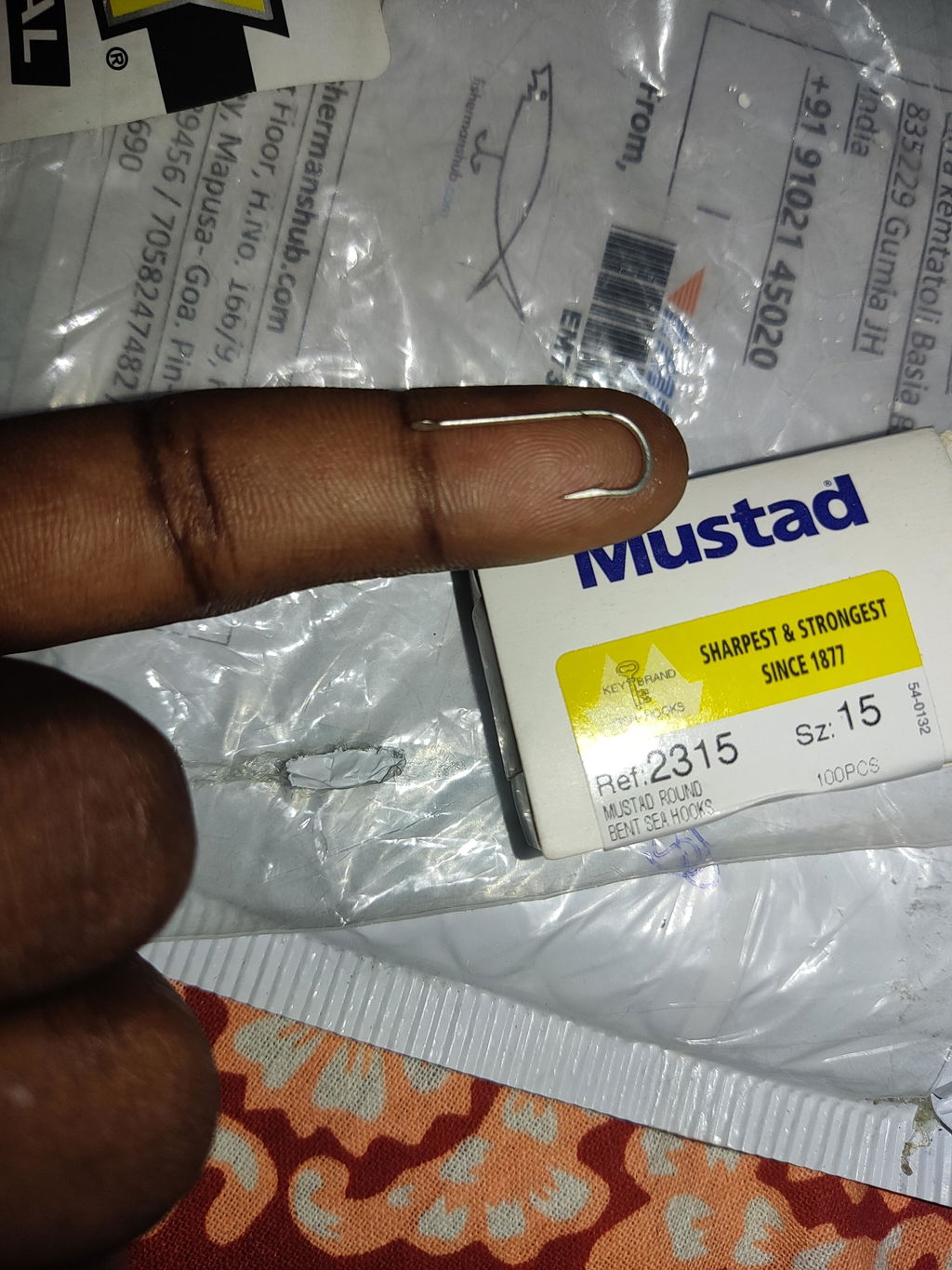 Mustad Round Bent Sea Single Hooks | 2315 | Box of 100 Pcs |