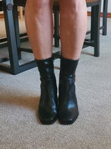 MiddleAgedMomof2 review photo