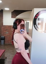 Karolina review photo