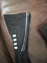 m, a review photo