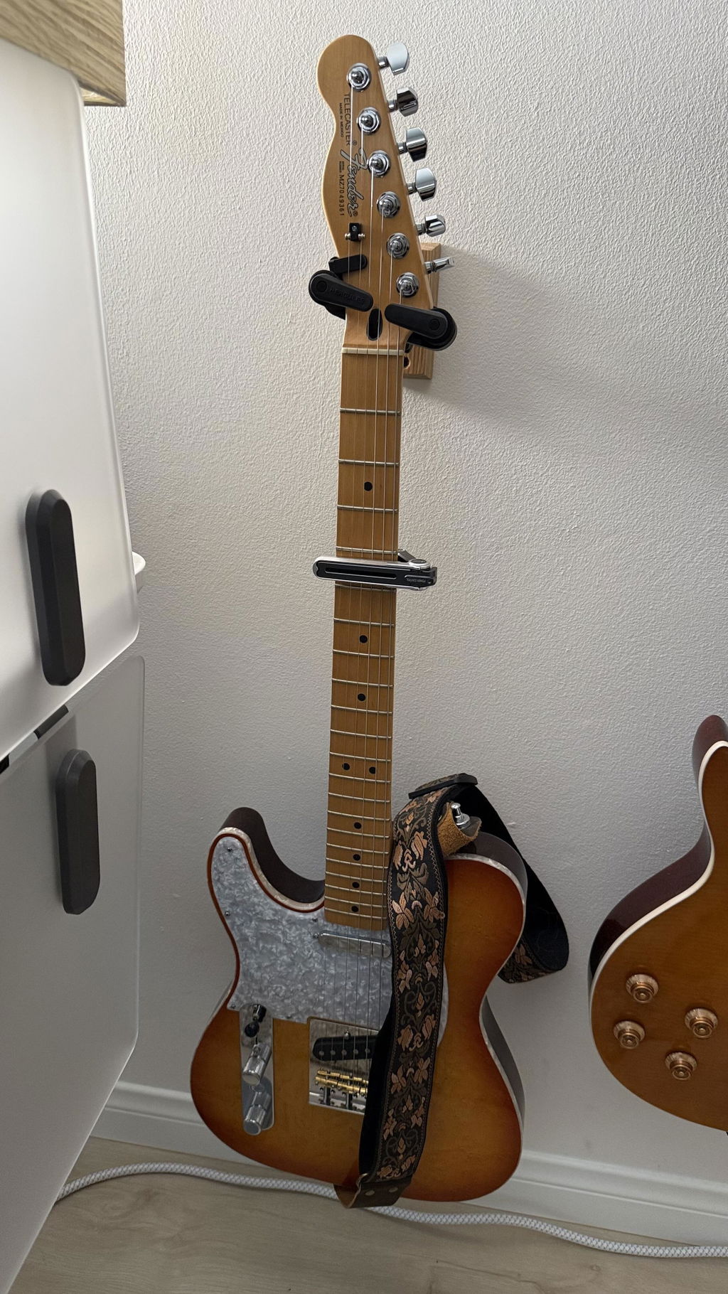 Mojolnir Pixel Zero Electric Guitar — Bold Sound | Mojolnir