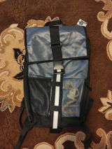 h. review photo