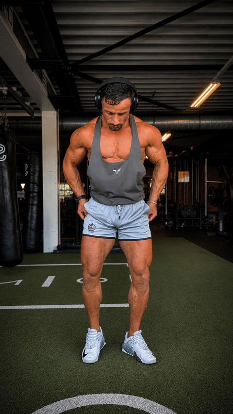 Relentless 2.0 | Men's Gym Shorts | Silver