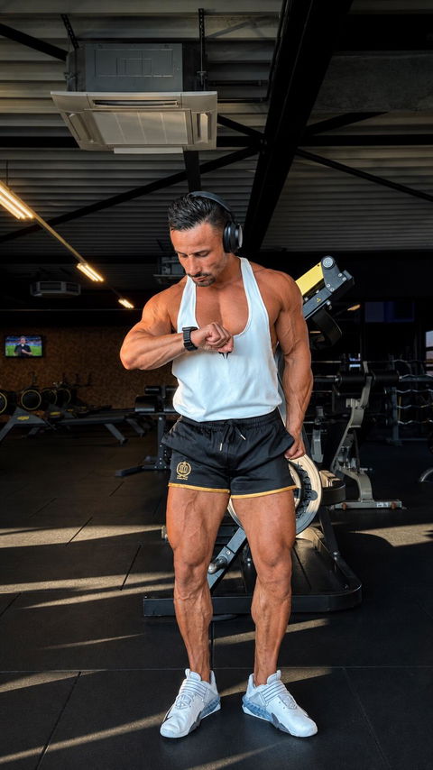 WARRIOR | Men's Gym Quad Fit Shorts | Black & Gold