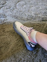 Debbie review photo