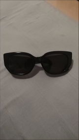VN review photo