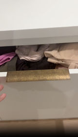 Suzanne review photo