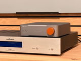 Vincent review photo
