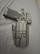 Justen Hale review photo