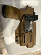 Bradley Hurst review photo