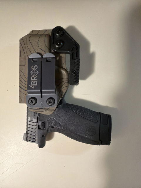 Smith & Wesson Bodyguard 2.0 IWB Holster