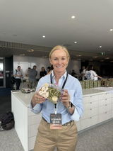 Edwina Ekins review photo