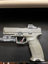 Jeffrey Saddler review photo