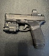 Gregory Hinds review photo