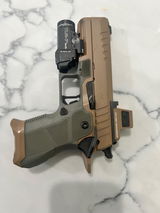 Adam Colton review photo