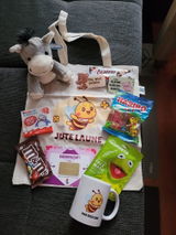 J. review photo