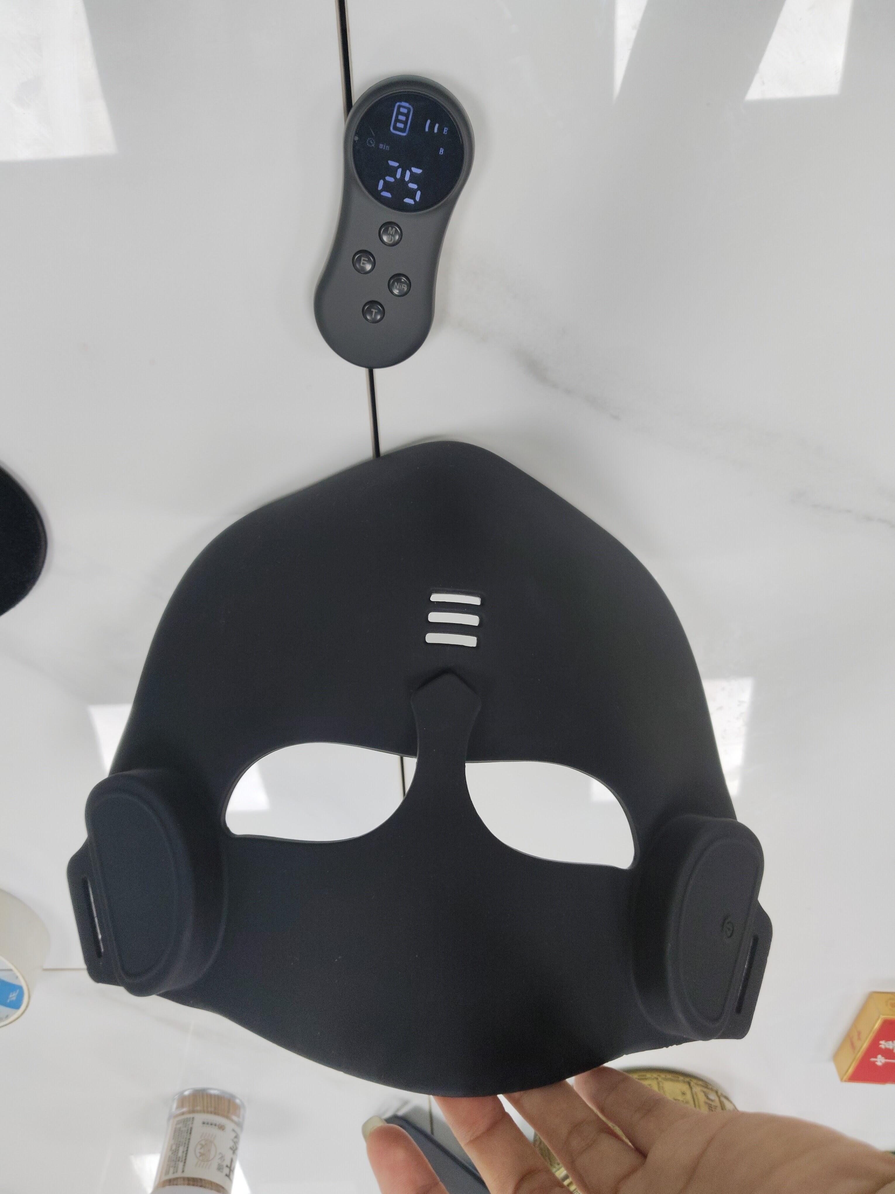 Luna review photo