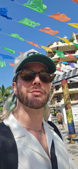 Kev review photo