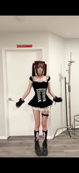 V.B. review photo