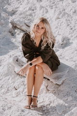 Ashley Ferreira review photo