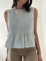 Melus review photo