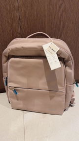 hholidae review photo
