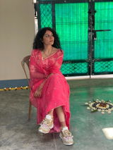 Maahi review photo