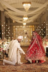 Anugreh Raina review photo