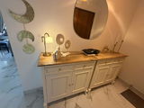 Saloni Gupta review photo