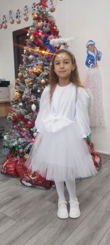 Loredana Luca review photo