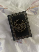 Isis Van Dijk review photo