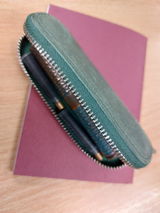 E.L. review photo