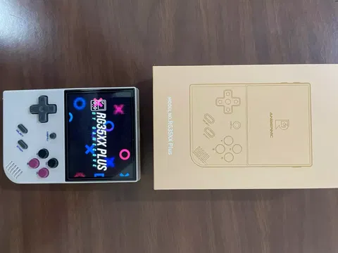Anbernic RG35XX Plus
